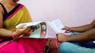 इण्डियन लेडी टीचर ने स्टुडन्ट को सेक्स के लिये मनाया
