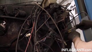 Cutie Lilli Vanilli getting facialized by vulgar mechanic