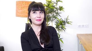 French milf crawing anal sex