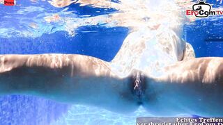 German Mom skank boned public and into the Pool during her Vacation