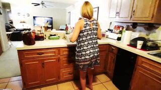 Auntie Cums to visit