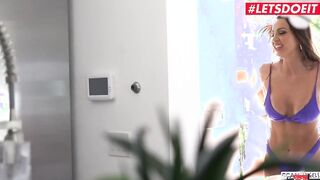 SCAMANGELS - ABIGAIL MAC AND MADELYN MONROE LONG JUGS AMERICAN BABES SHARE a HUGE COCK