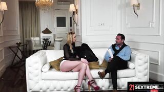 21Sextreme goddess Blonde's Twat Drilled Before She Swallowed His Cum!