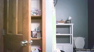 stepmom naked in a very natural way