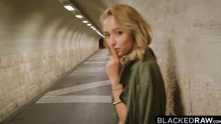 BLACKEDRAW Beautiful tourist Kelly devours stranger's big black dick
