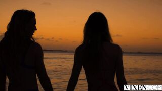 VIXEN Voluptuous blonde besties have steamy dyke vacation