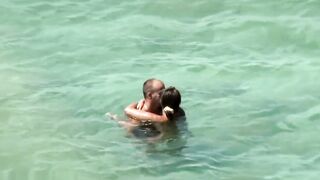 spying my niece on beach getting laid