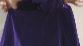 hot milf sarah vandella shows off her ass while riding cock