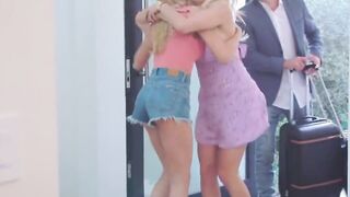 she couldn’t wait to gape with her best friend
