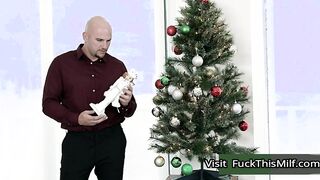 Busty Petite Teen Gets A Big Dick Facial For Christmas