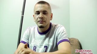 Latin amateur loves to show off his cock and his sexy body
