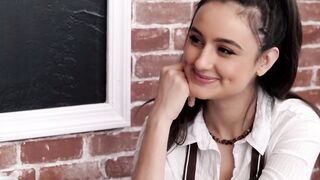 smokeshow barista eliza ibarra slips dude her number