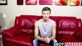 Matthew shows his adorable twink body and jerks off his cock