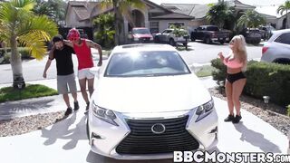 Busty blonde Brandi Bae helps injured BBC with pussy