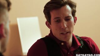 Isaac bangs his hot neighbor Trevor