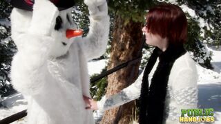 Public Handjobs Brandi de Lafey Strokes A Snowman