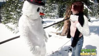 Public Handjobs Brandi de Lafey Strokes A Snowman