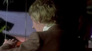 There Must Be A Bedside (Der Ma Vare En Sengekant)