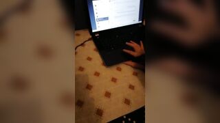 Ecoutez la elle vous repond