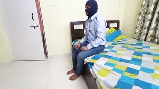 सिक्योरिटी भैया थोड़ी मेरी मदद करोगे प्लीज