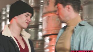 Skyy Knox got fucked by Maverick Sun's big dick