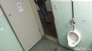 JAVHUB Busty JAV girl Maki Koizumi gets penetrated