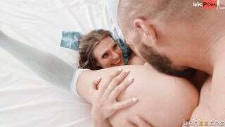 Turned On gf Getting a Sneaky Creampie