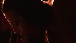 Erotic sex session in complete darkness with gorgeous chick