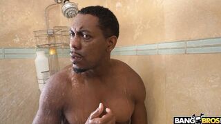 Accidentally show my dicks to my daughters friend