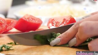 Twistys - Food Fight Banged! - Gina Valentina 2CDonnie Rock