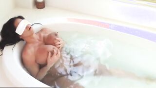 mommy got boobs  - kailani kai lucas frost - bathing with