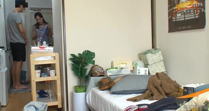 Hot Japanese Women Maid Services To Guy Room Sex