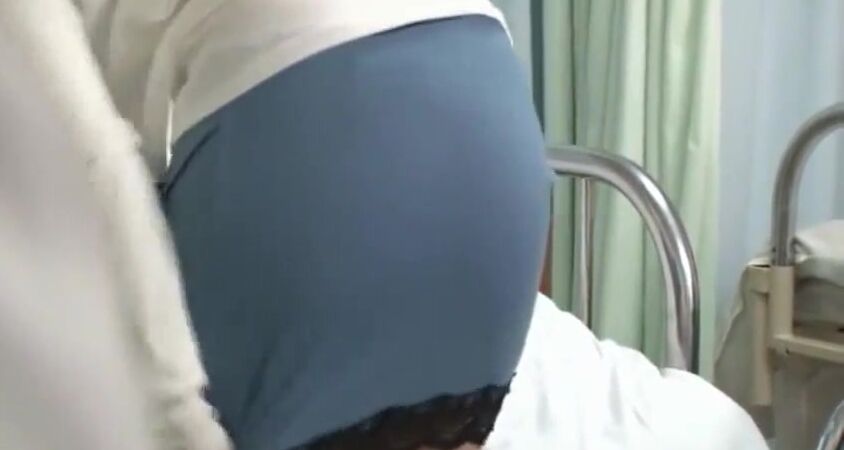 Japanese Cheating Wife Sucks Hubby In Hospital