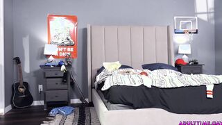 Cain Marko's son sploosh his jizz all over the place!