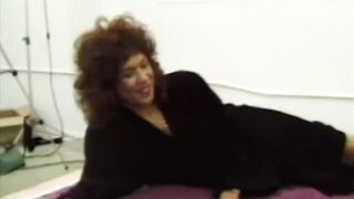 Retro mommy gives passionate blowjob before riding rough