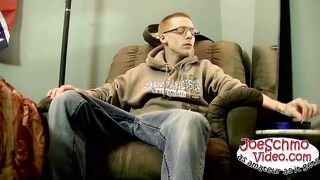 Nerdy looking dude with glasses strips down and jerks it off