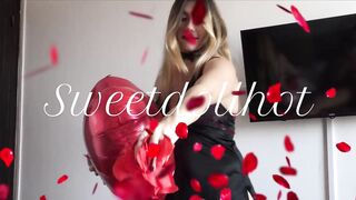 Sweetdollhot.Giving love on valentine's day