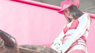 petite cowgirl sucks off a cowboy