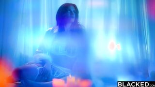 BLACKED Super cougar Penny fulfills her bbcs fantasies