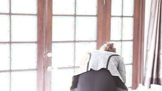 mature pussy eating lesbian compilation