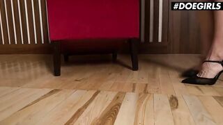 DOEGIRLS - Nancy A Teases Her Snatch And Masturbates Hard
