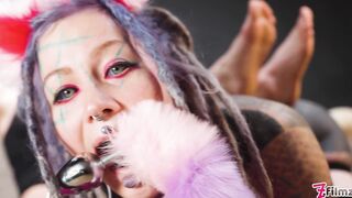 Dominatrix Miss Flora controls tattooed Anuskatzz