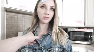 stepsis squirts on bro's huge cock