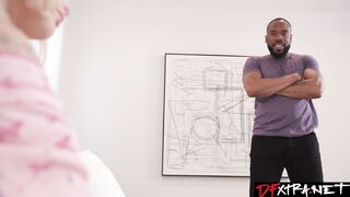 Emma Rosie takes HUGE BBC in her ass!