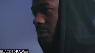 BLACKEDRAW BBC-hungry beauty Delilah flashes her neighbor - sexonly.top/koritj