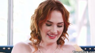 Siri Dahl and Kasey Kei get to know each other