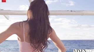 VIXEN babe French beauty Clea has passionate outdoors sex
