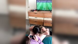 Making Billionaire CUM while he plays ps5