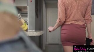 BFF says "i've never been with another Women Before, have You?" S2:E11