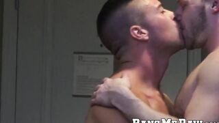 Young man rimming his lover before getting bare hammered